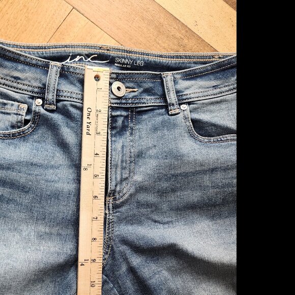 INC International Concepts Skinny Leg Regular Fit Shimmer Jeans Size 6 - Picture 8 of 16